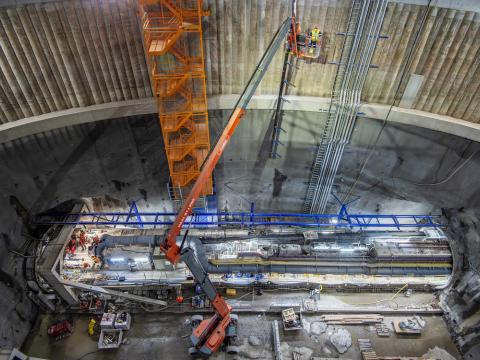 Tunnel boring machinge ATL shaft at Airport Business Park