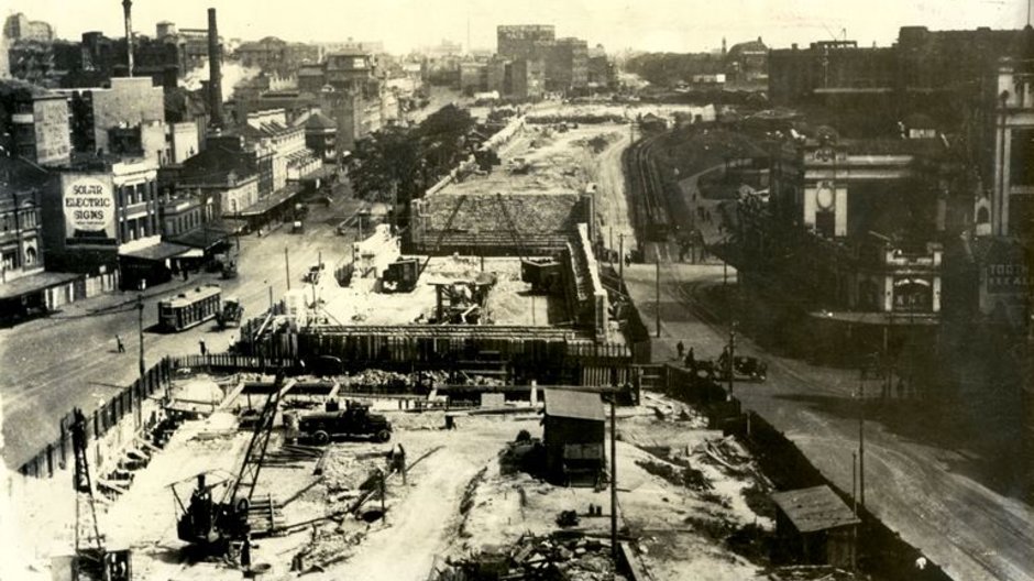 Central Station and City Circle line construction, viewed south from Goulburn Street, c.1925 (City of Sydney Archives: 000257)