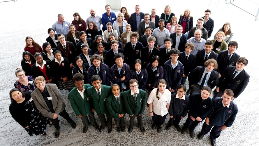 Sydney Metro staff, teachers and students group photo